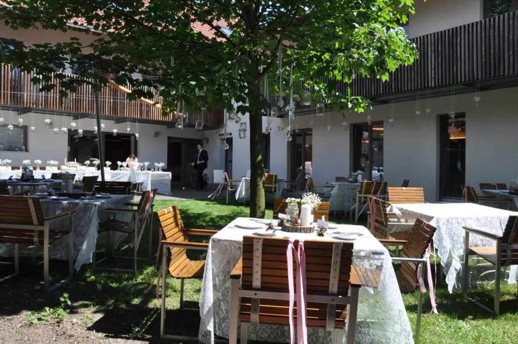 Hotel U Tří volů