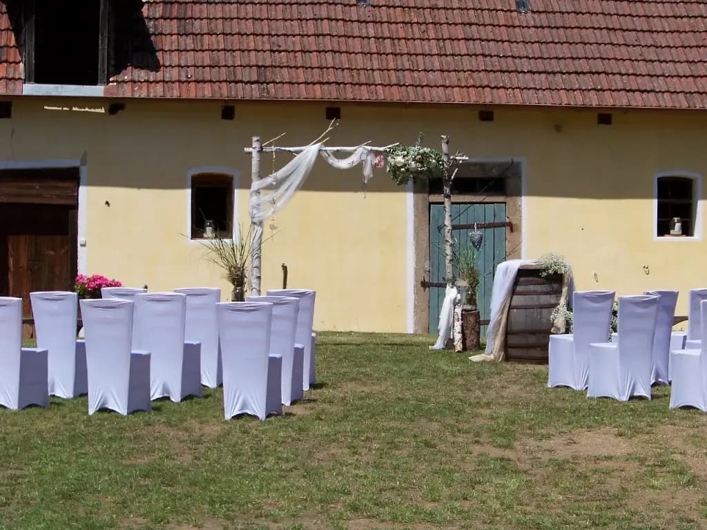 ŠTĚDRÝ DVŮR – fotografie 5