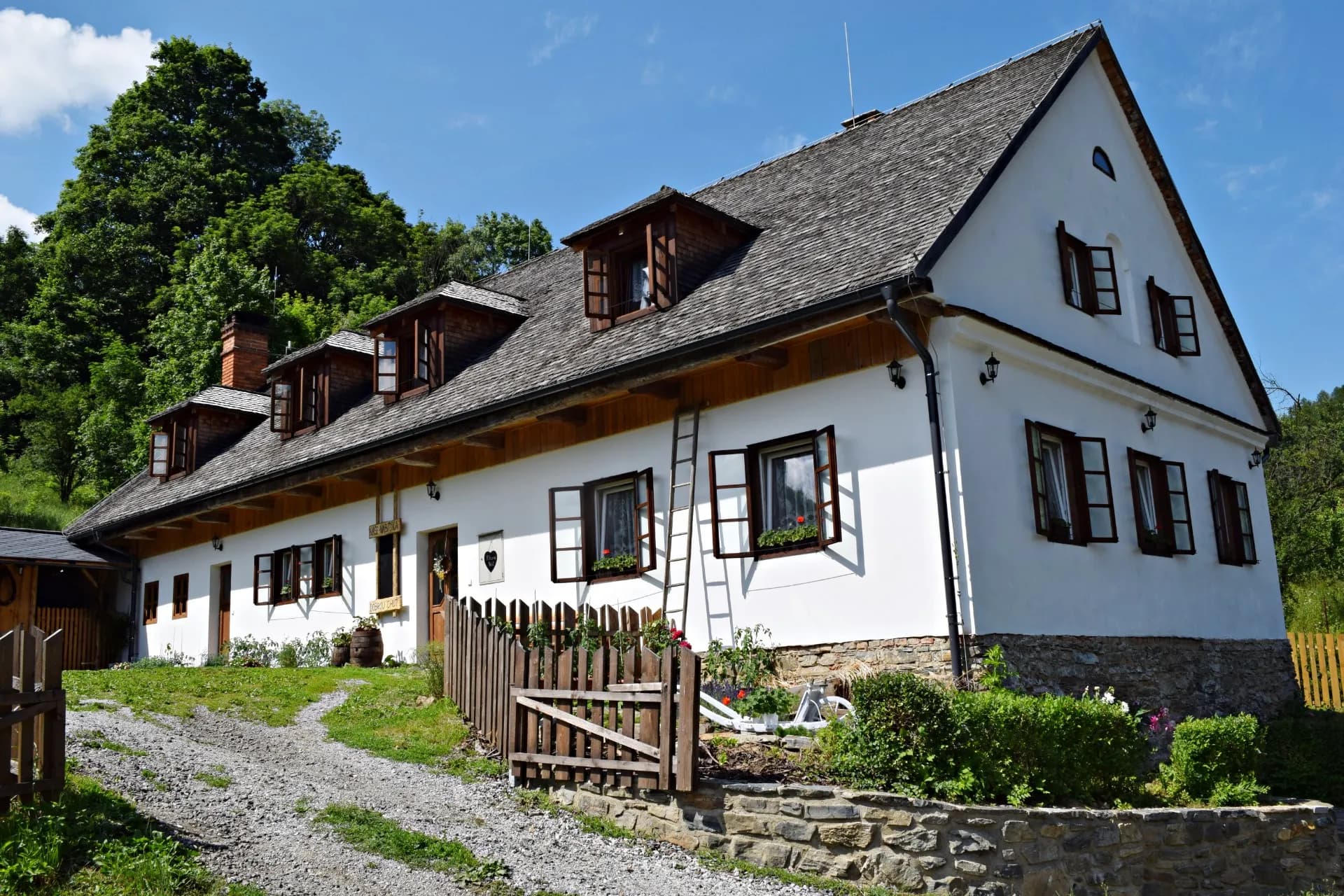 VLČÍ DOUPĚ – photo 4
