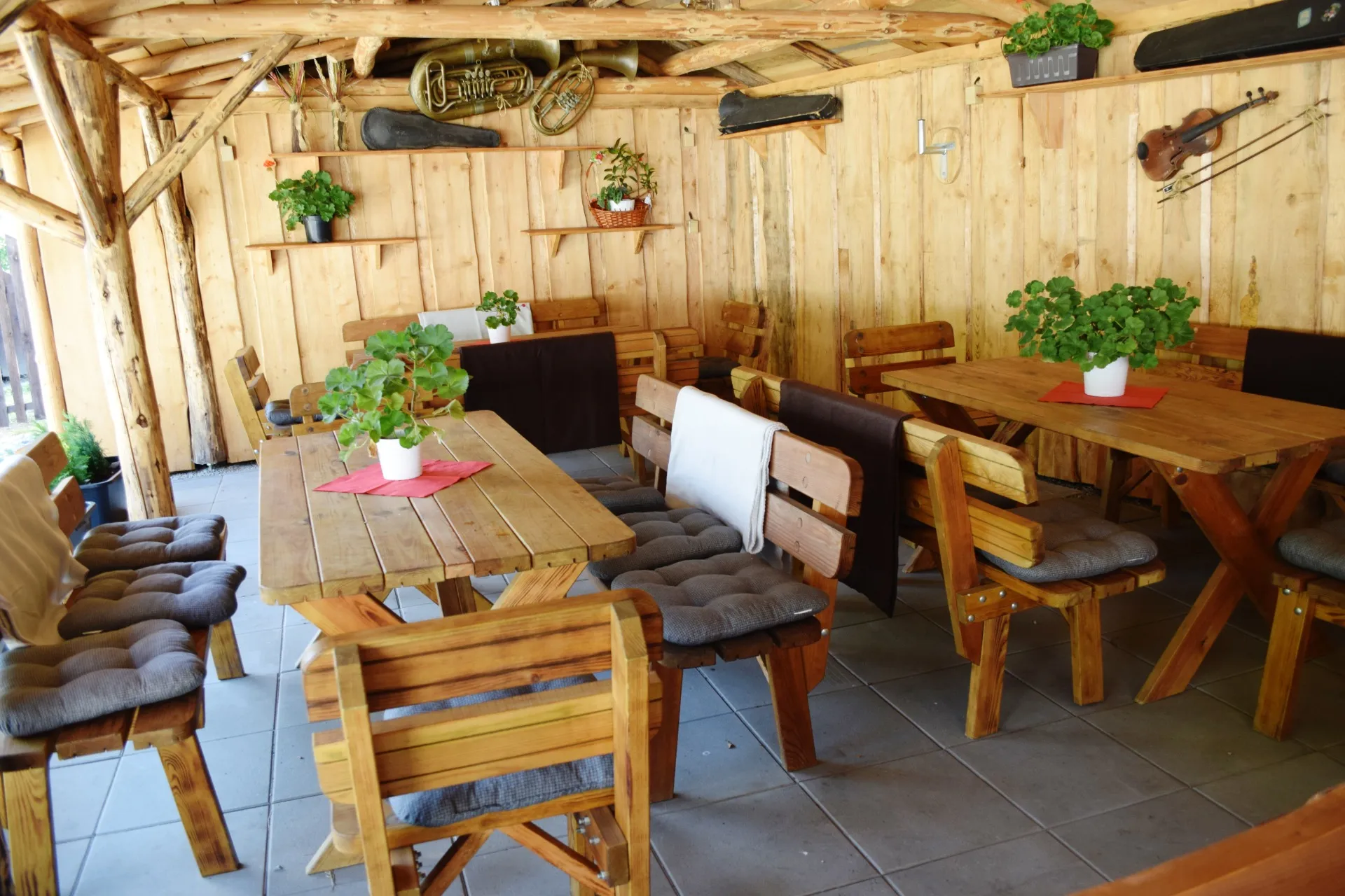 VLČÍ DOUPĚ – photo 5