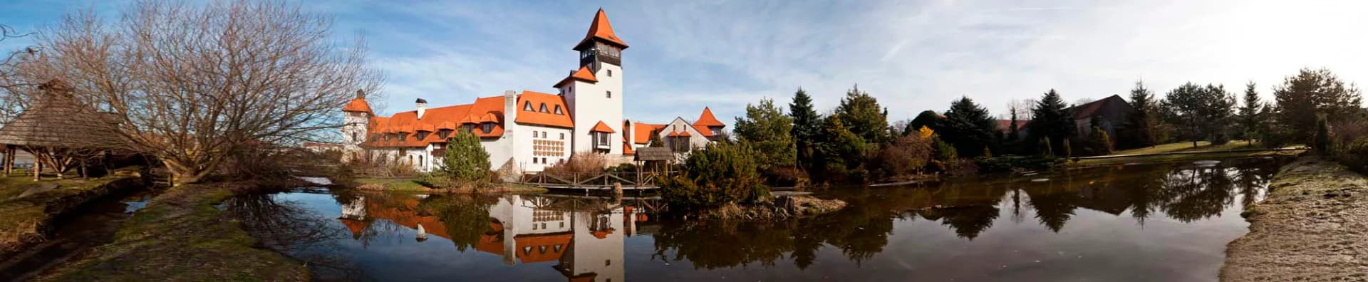 Hrad Červený Újezd - obrázek 1