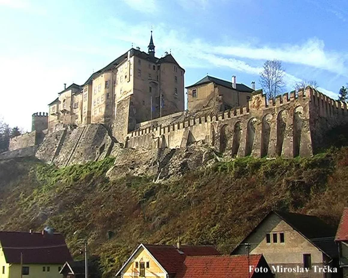 Hrad Šternberk - obrázek 1