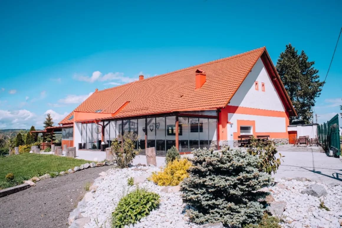 100DOLA Klatovy - obrázek 1