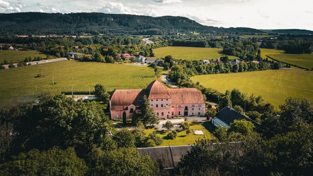 Dvůr Dařenice