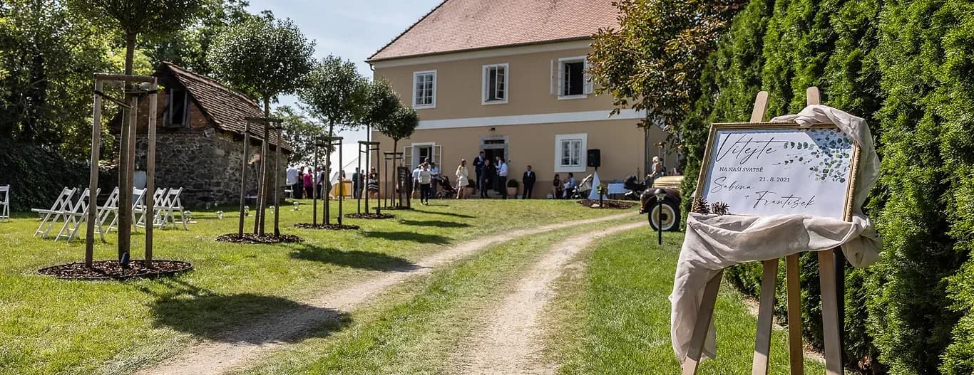 Fara Brixi - obrázek 1