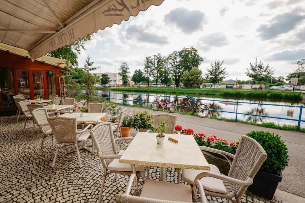 Hotel Klika a Restaurace Klika - obrázek 1
