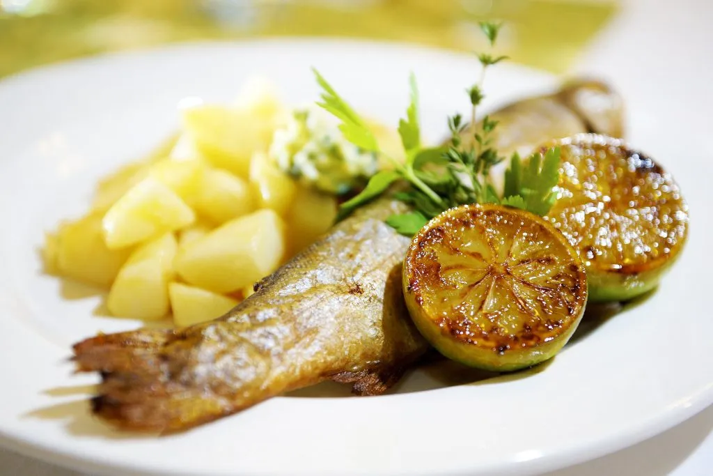 Kristin Hrádek hotel a restaurant - obrázek 1