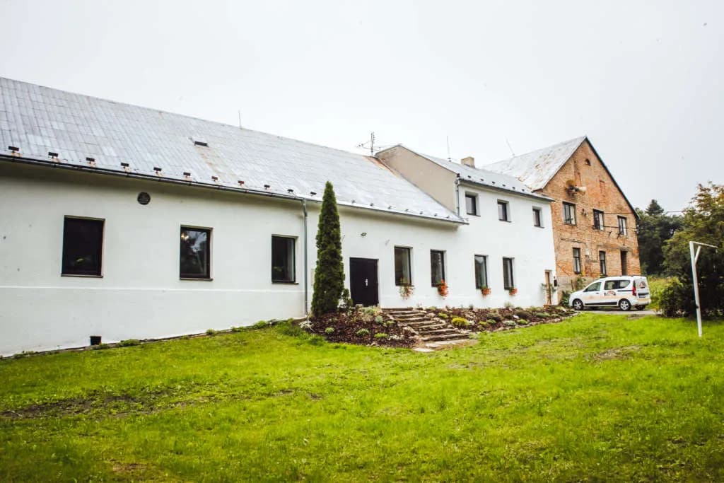 Na Veselí - Restaurace Pod Střechou - obrázek 1