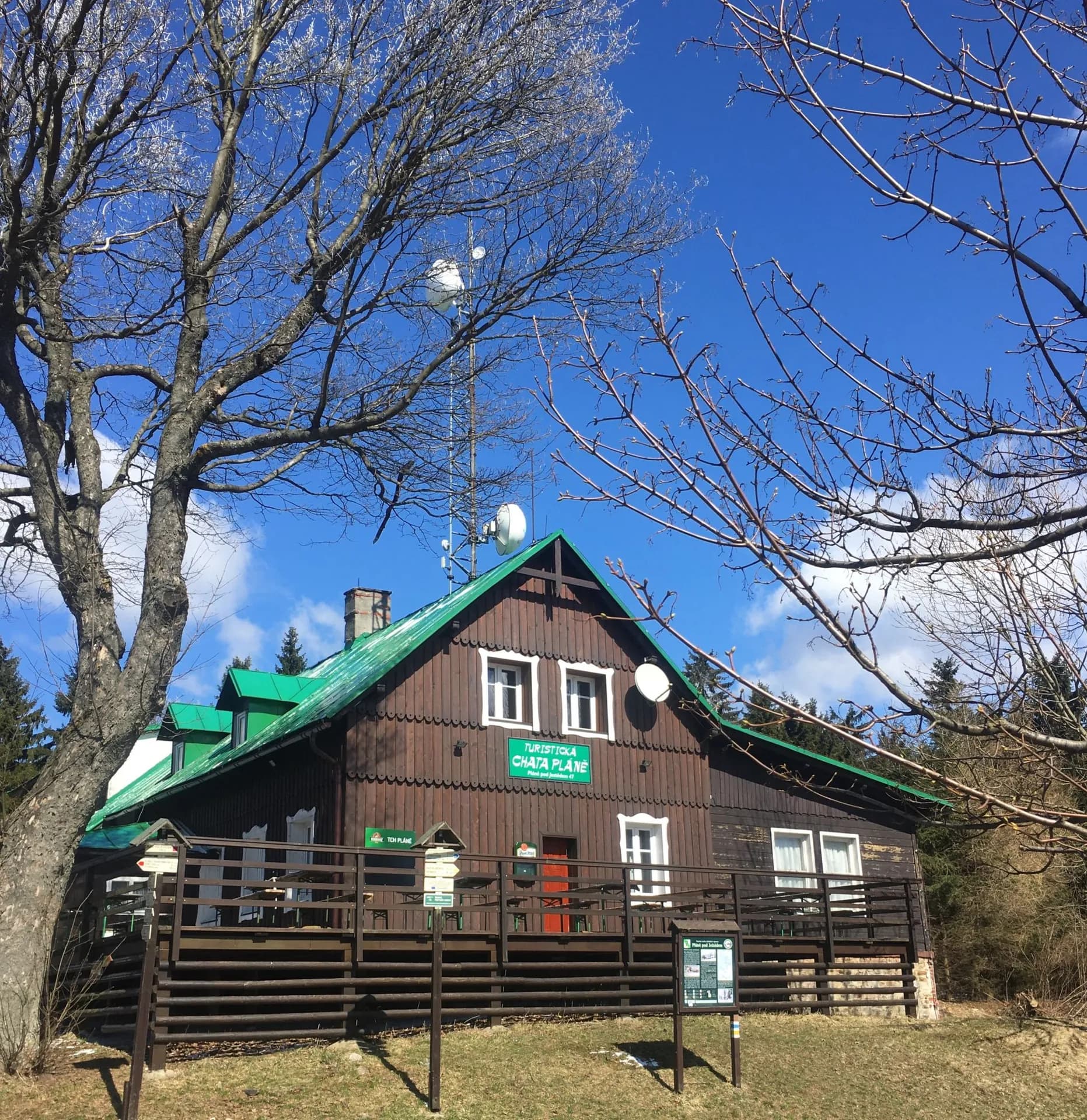 Chata Pláně pod Ještědem - obrázek 1