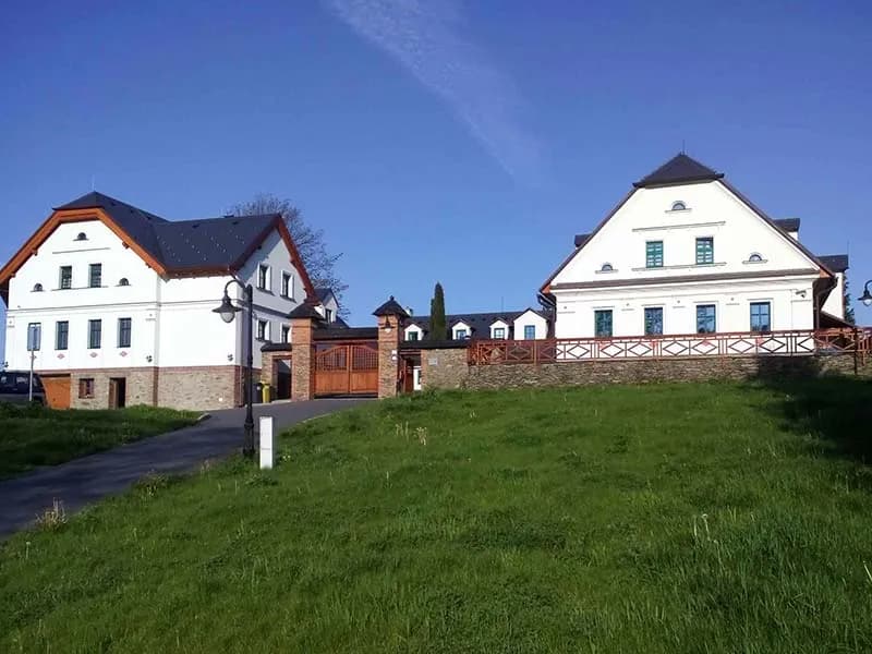 penzion Centrum Slezská Harta - image 1