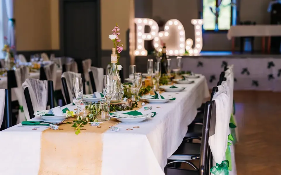 Restaurace a Penzion Dubina - obrázek 1