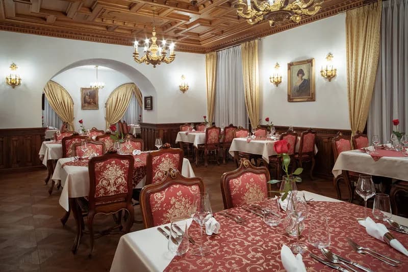 Zámecký resort Sobotín - obrázek 1